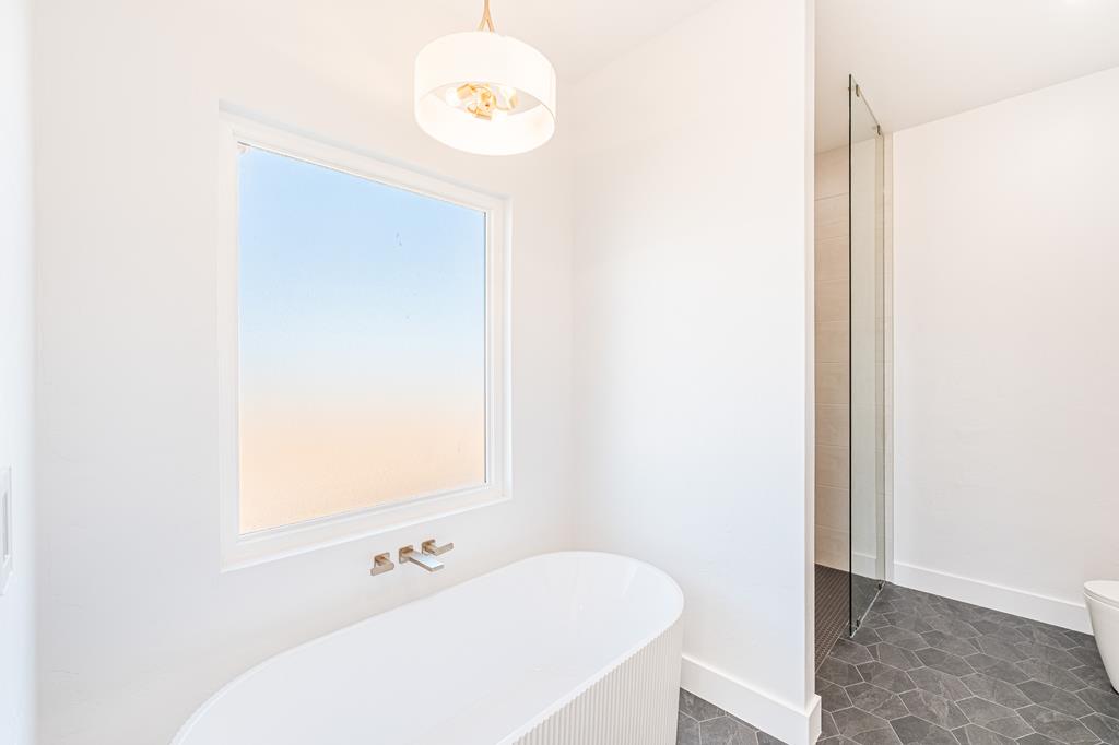 537 Private Road 101n, Seminole, Texas image 35