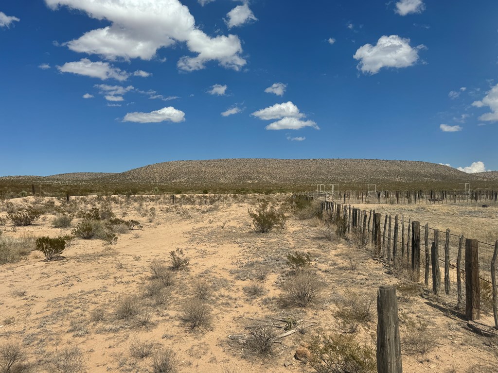 26 Trails West Ct, Sierra Blanca, Texas image 19