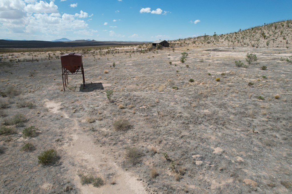 26 Trails West Ct, Sierra Blanca, Texas image 3