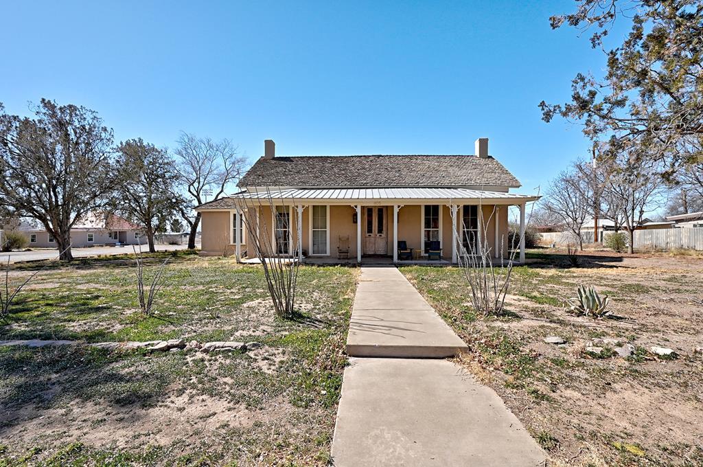 405 N Austin St, Marfa, Texas image 1