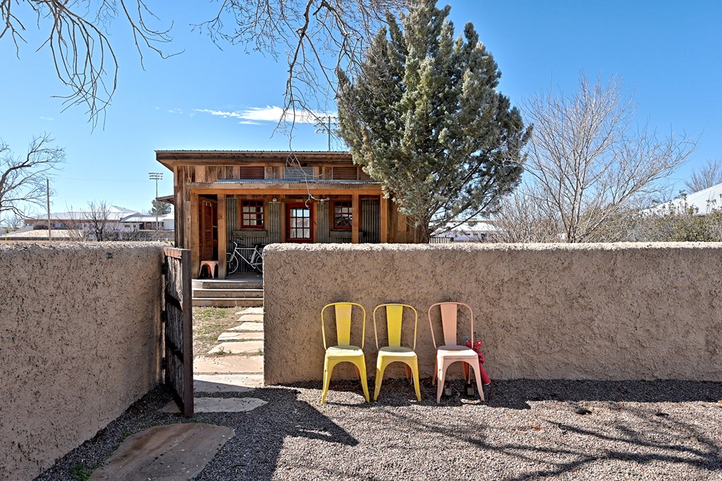 405 N Austin St, Marfa, Texas image 48