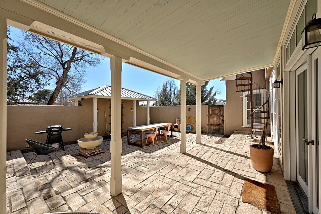 405 N Austin St, Marfa, Texas image 6