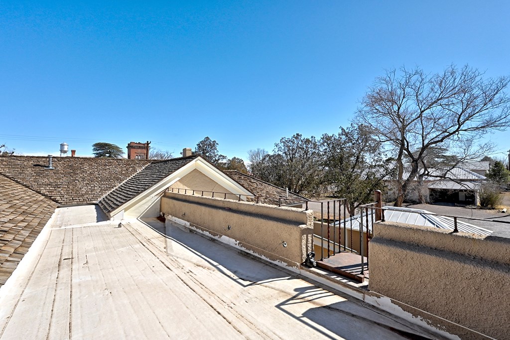 405 N Austin St, Marfa, Texas image 9