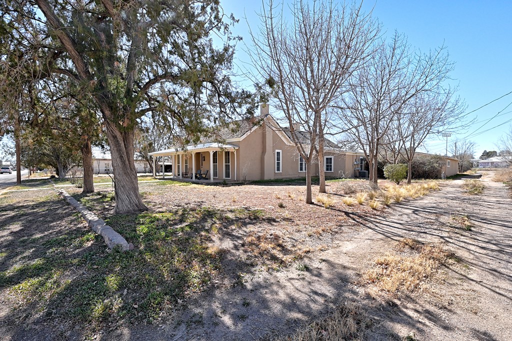 405 N Austin St, Marfa, Texas image 5