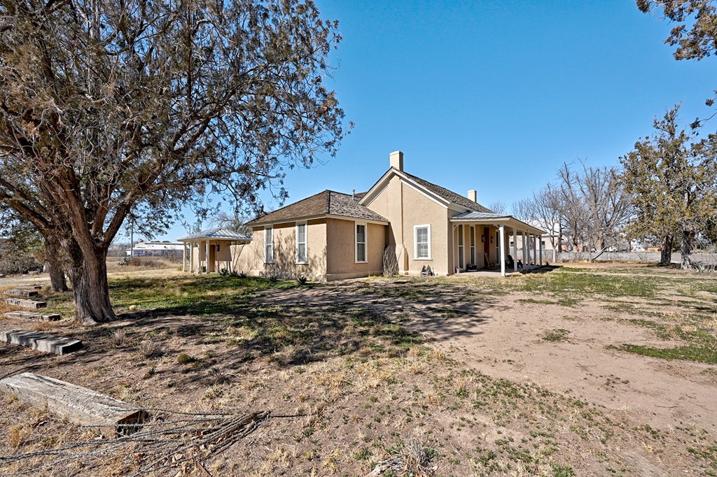 405 N Austin St, Marfa, Texas image 4