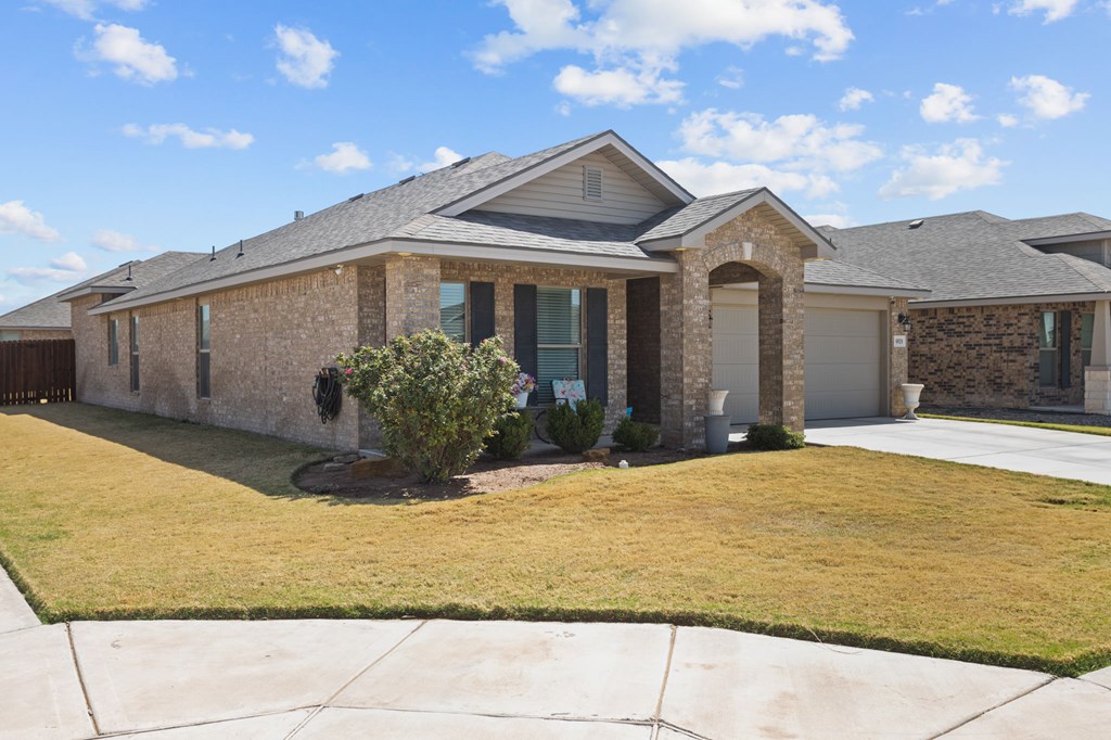 6824 Baron Drive, Midland, Texas image 2