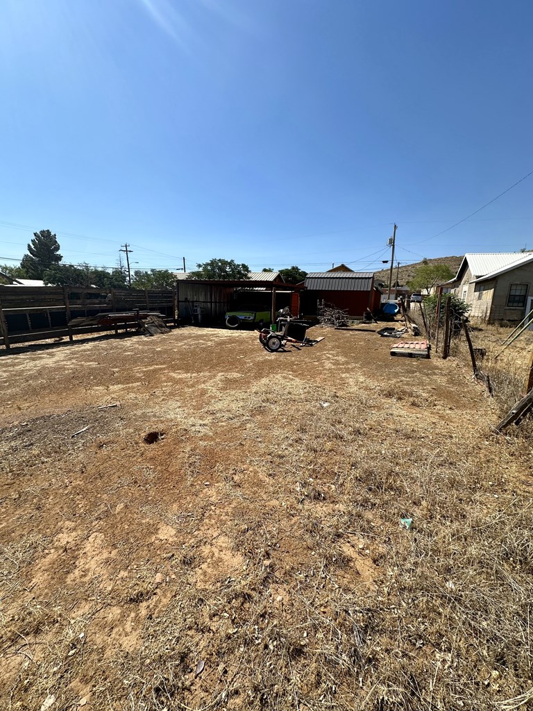 707 E Ave H Dr, Alpine, Texas image 15