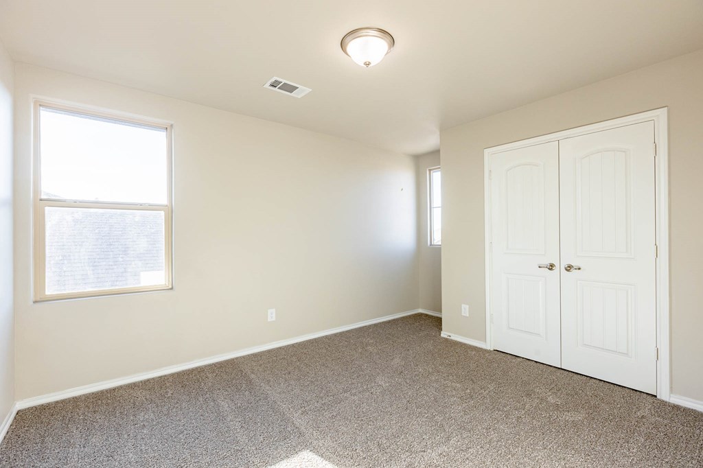 503 L-enfant Lane, Midland, Texas image 15