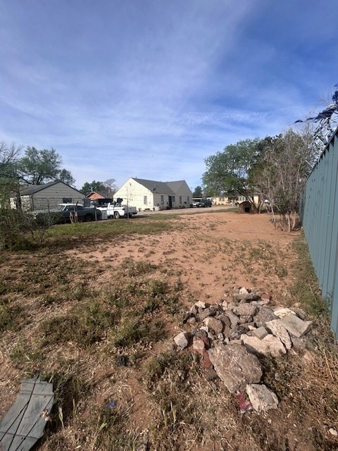 2005 Ave M, Lubbock, Texas image 2