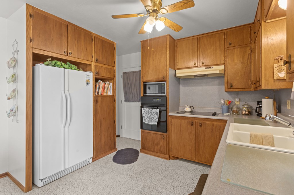 1637 E 42nd St, Odessa, Texas image 5