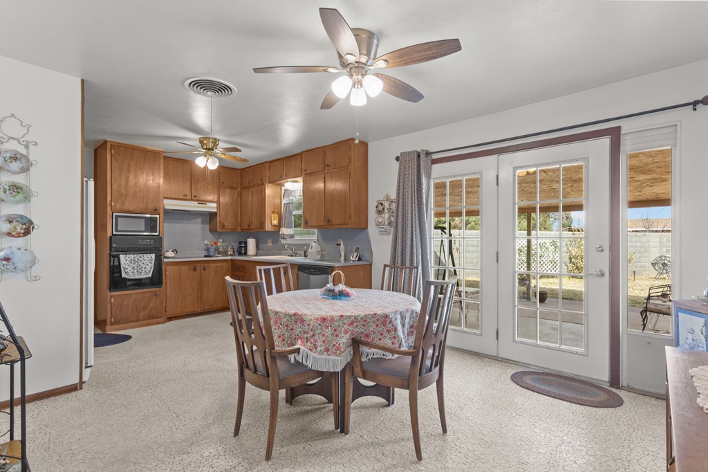 1637 E 42nd St, Odessa, Texas image 7