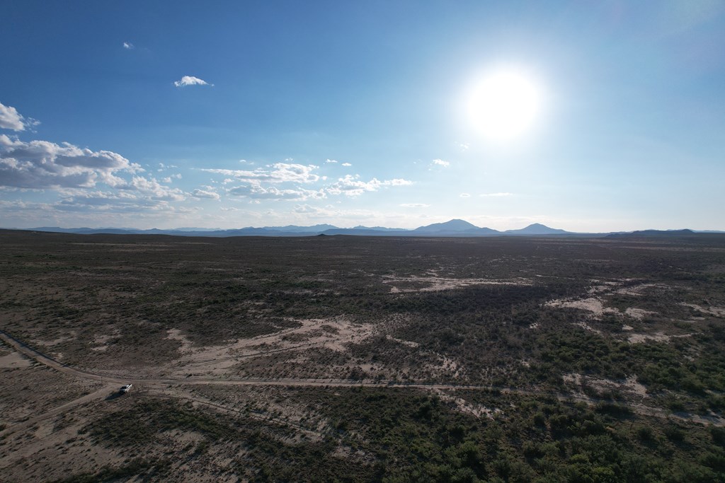 1 Red Sun Trail, Sierra Blanca, Texas image 7