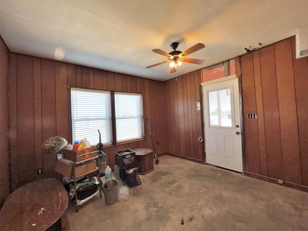 200 S Hartford St, Marfa, Texas image 6