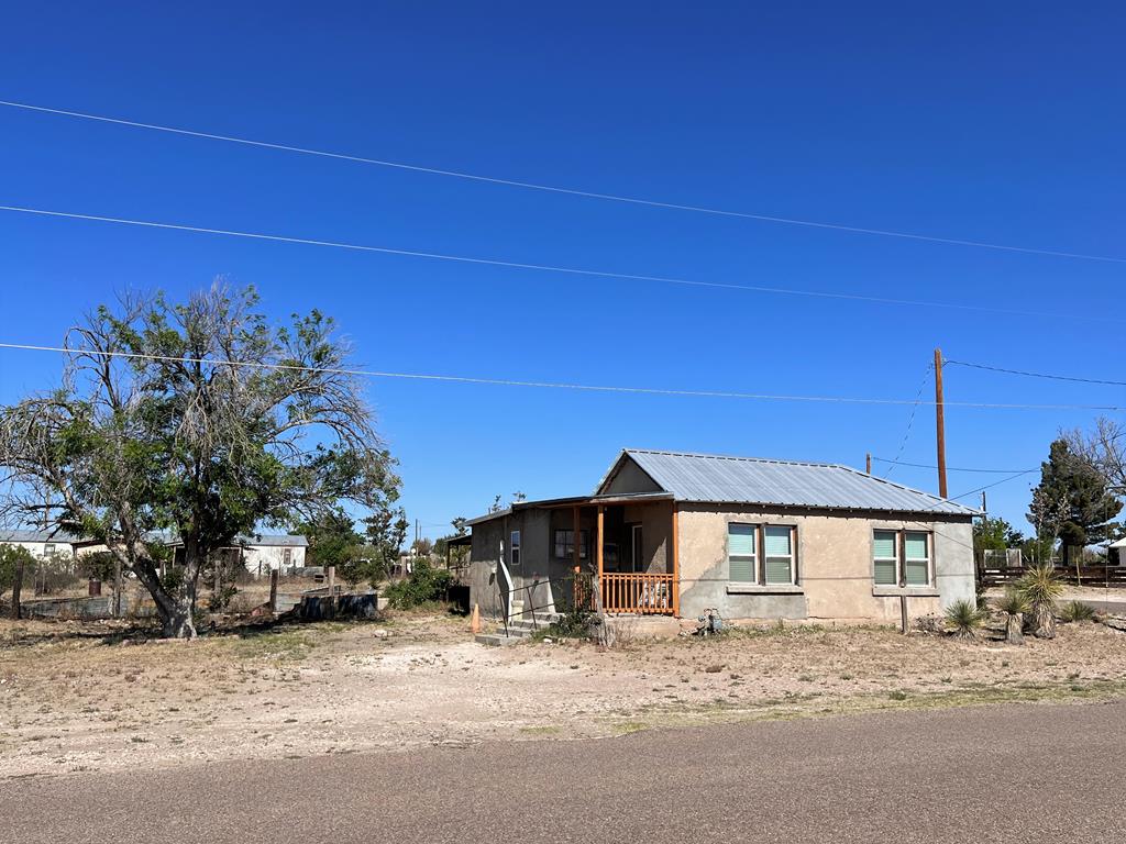 200 S Hartford St, Marfa, Texas image 2