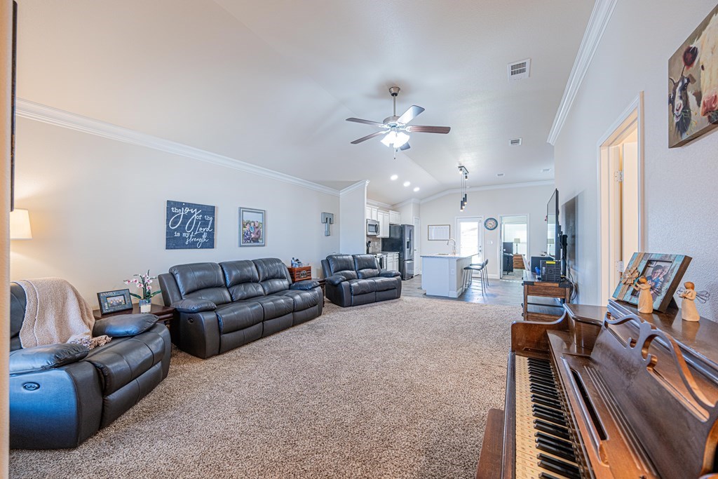 1504 Brand Ln, Midland, Texas image 2