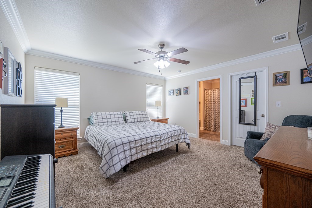 1504 Brand Ln, Midland, Texas image 11