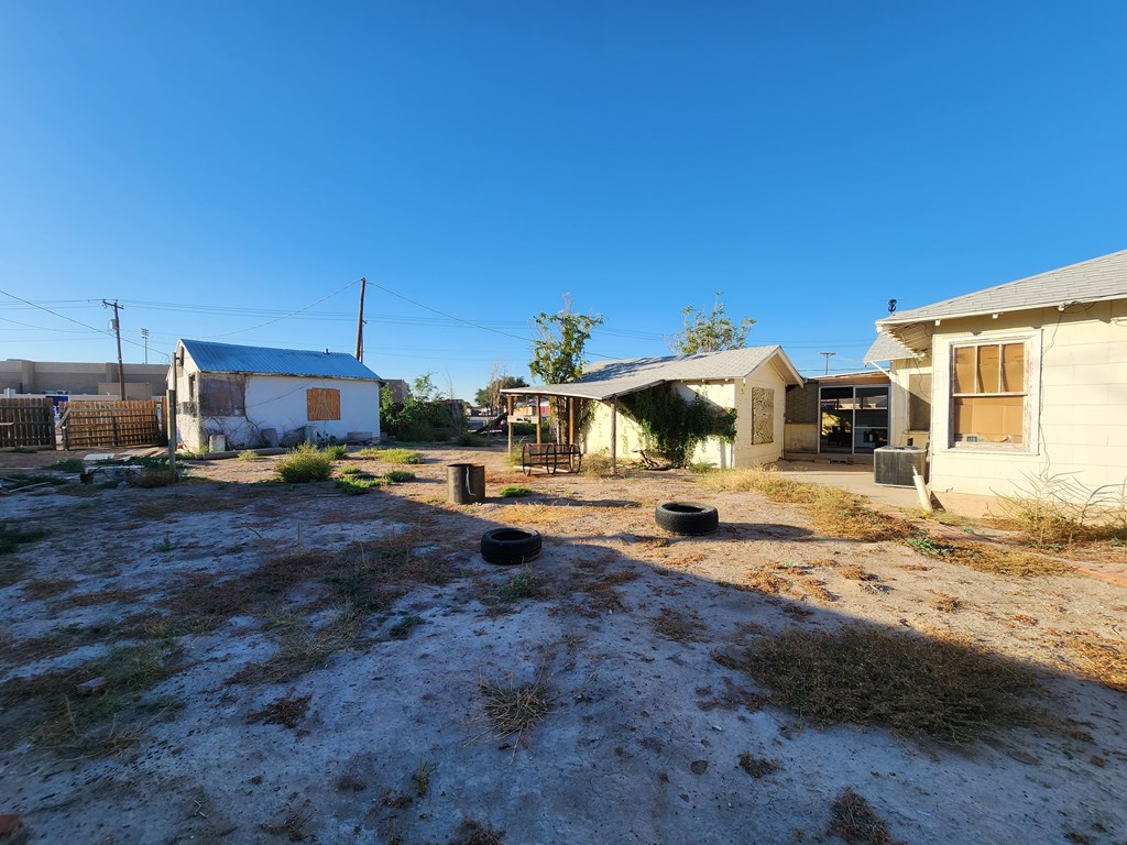 1408 W 8th St, Pecos, Texas image 14