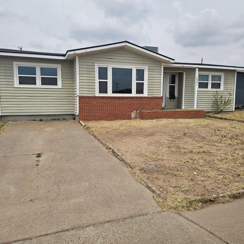 1531 E 10th St, Odessa, Texas image 1