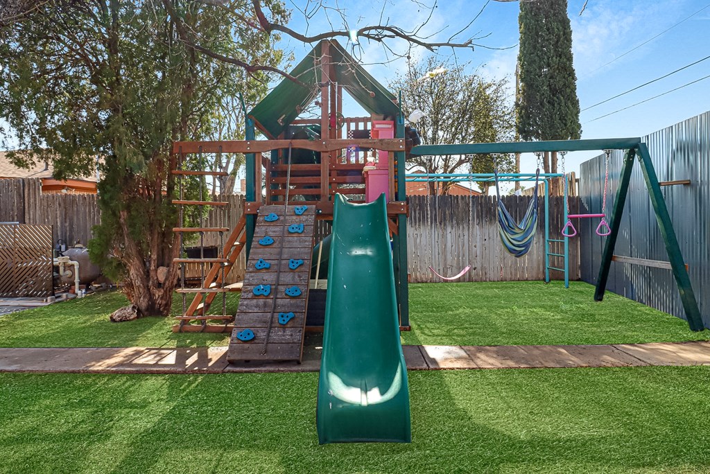 2501 Geraldine St, Midland, Texas image 22