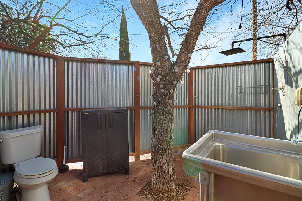 2501 Geraldine St, Midland, Texas image 21