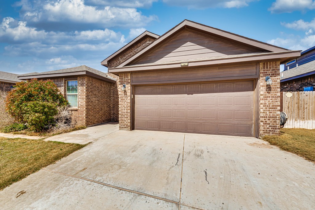 1709 Wrigley Dr, Odessa, Texas image 2