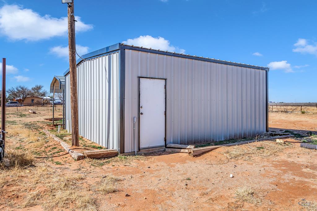 9103 W County Rd 160, Midland, Texas image 39