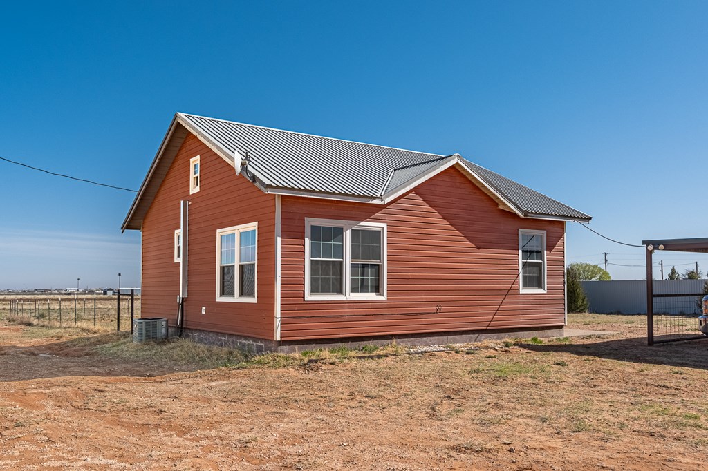 639 County Rd 404, Seminole, Texas image 5