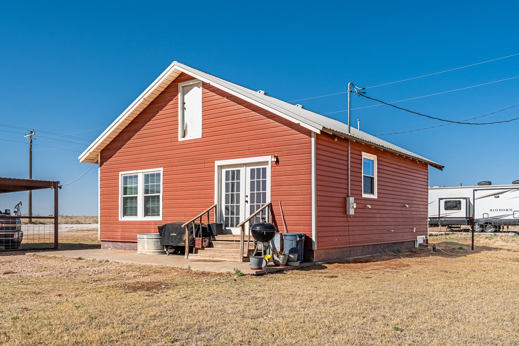 639 County Rd 404, Seminole, Texas image 2
