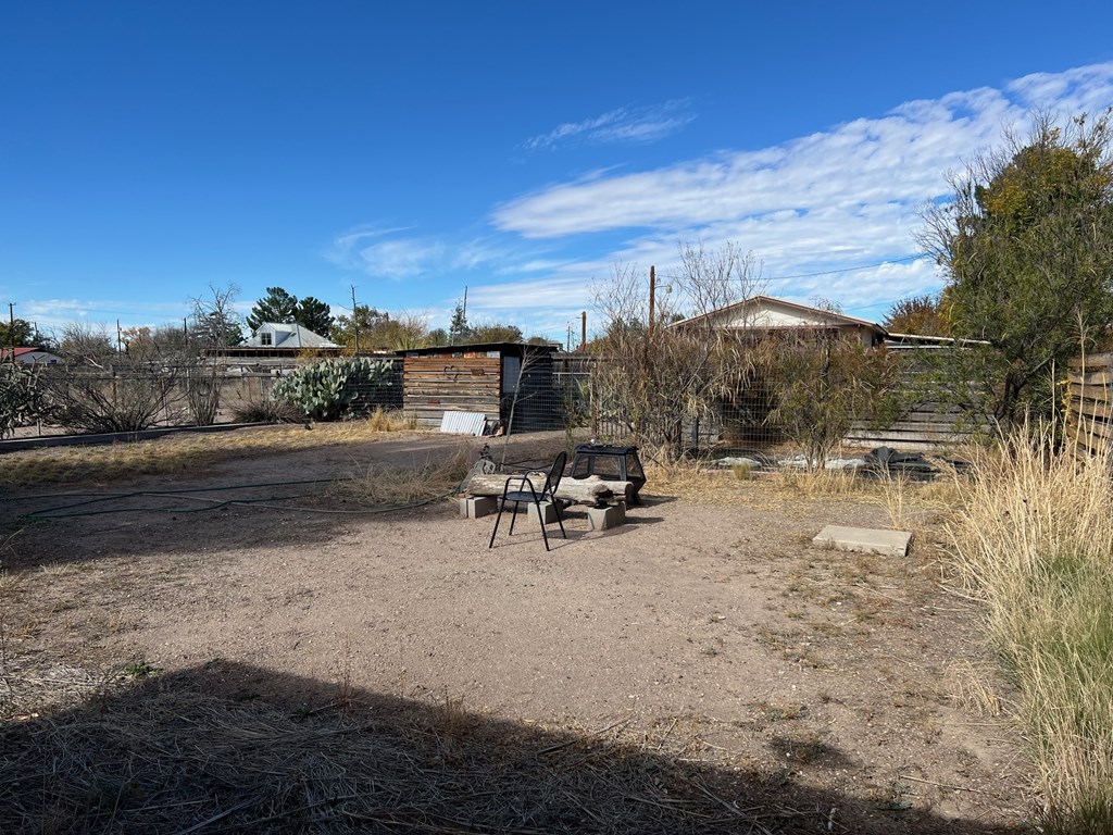 301 E Columbia, Marfa, Texas image 34