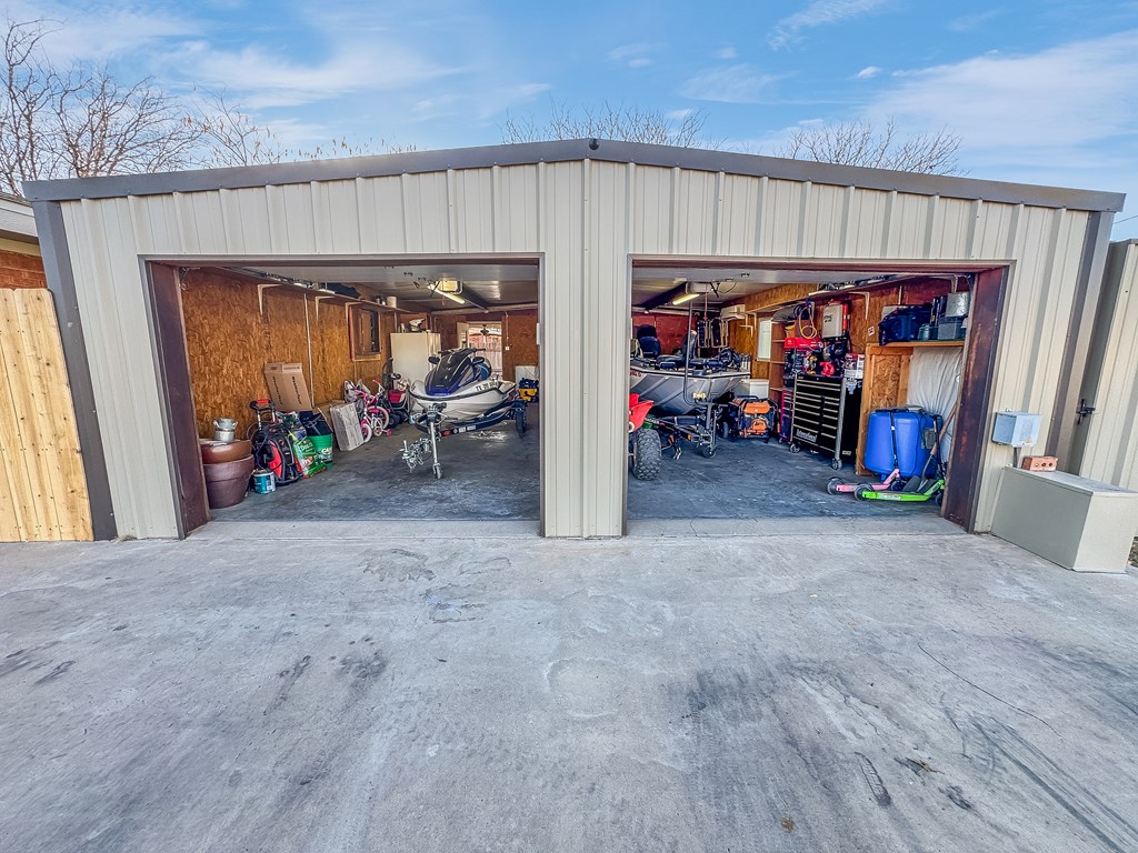 600 SW Ave I, Seminole, Texas image 27