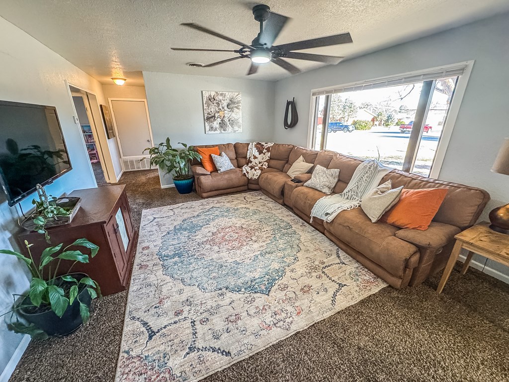 600 SW Ave I, Seminole, Texas image 12