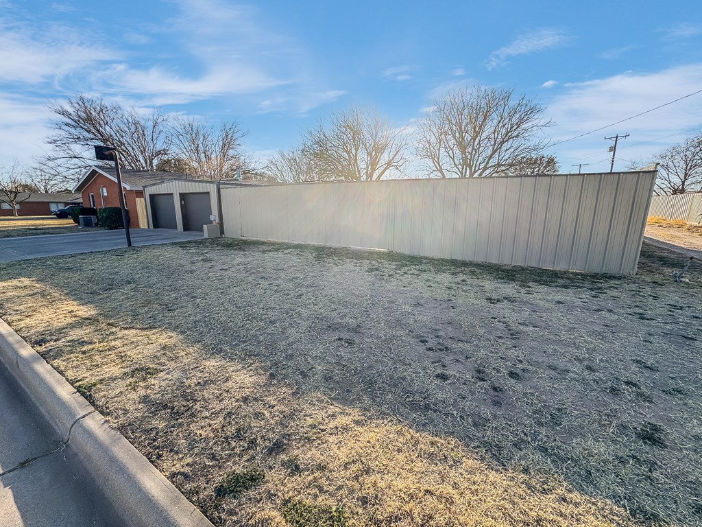 600 SW Ave I, Seminole, Texas image 28