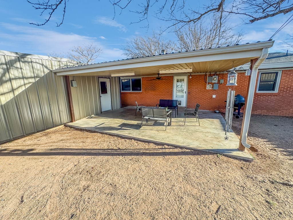 600 SW Ave I, Seminole, Texas image 23
