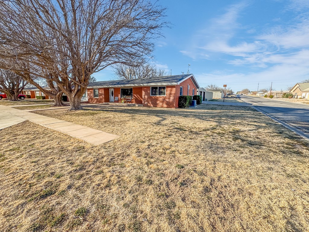 600 SW Ave I, Seminole, Texas image 29