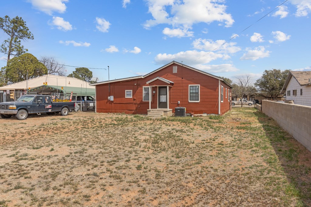 1311 N Washington Ave, Odessa, Texas image 17