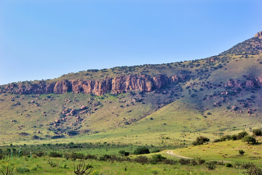 Blue Mountain Trail, Fort Davis, Texas image 15