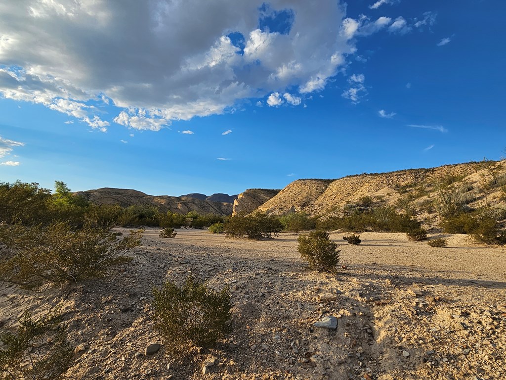 2702 Hen Egg Rd, Terlingua, Texas image 20