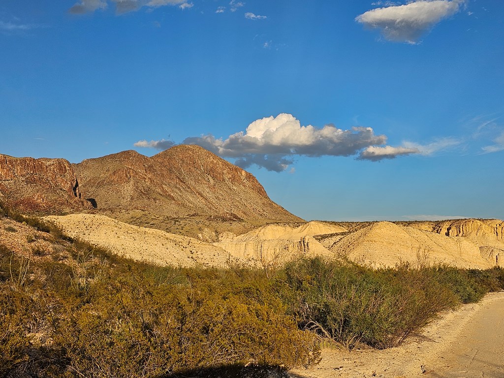 2702 Hen Egg Rd, Terlingua, Texas image 7