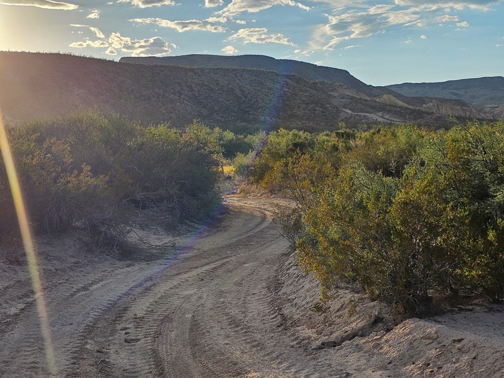 2702 Hen Egg Rd, Terlingua, Texas image 11