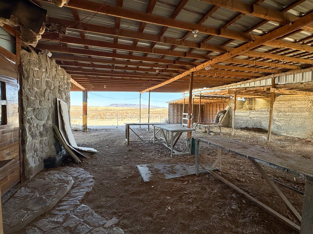 400 N Smiling Dog Trail, Terlingua, Texas image 33