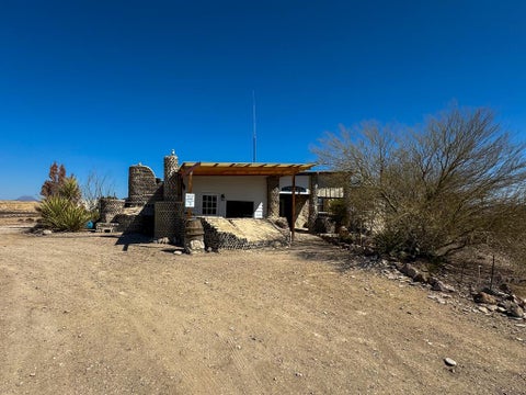 Homes For Sale - 400 N Smiling Dog Trail<br/> Brewster County, Terlingua, TX 79830