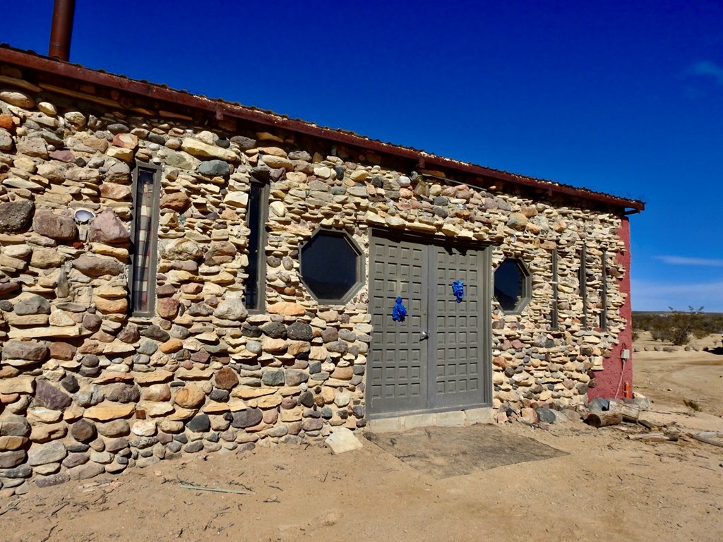 4316 Dale Ernheart Dr, Terlingua, Texas image 3