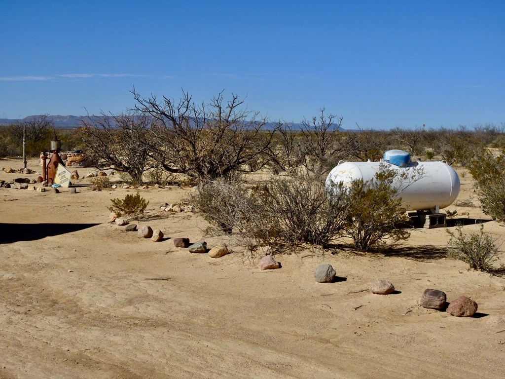 4316 Dale Ernheart Dr, Terlingua, Texas image 12