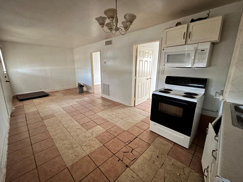 1409 NW Ave B, Andrews, Texas image 6