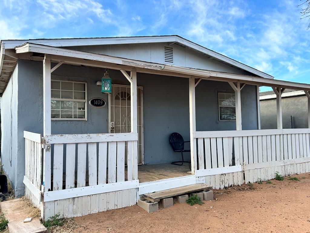 1409 NW Ave B, Andrews, Texas image 2