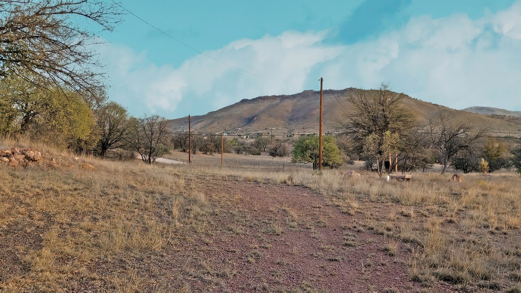 104 Clear View Drive, Fort Davis, Texas image 6