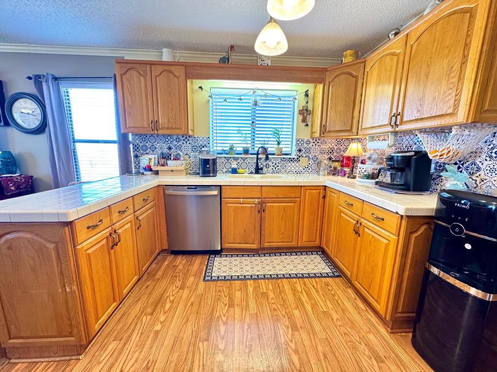 2006 Ceredo Dr, Alpine, Texas image 5