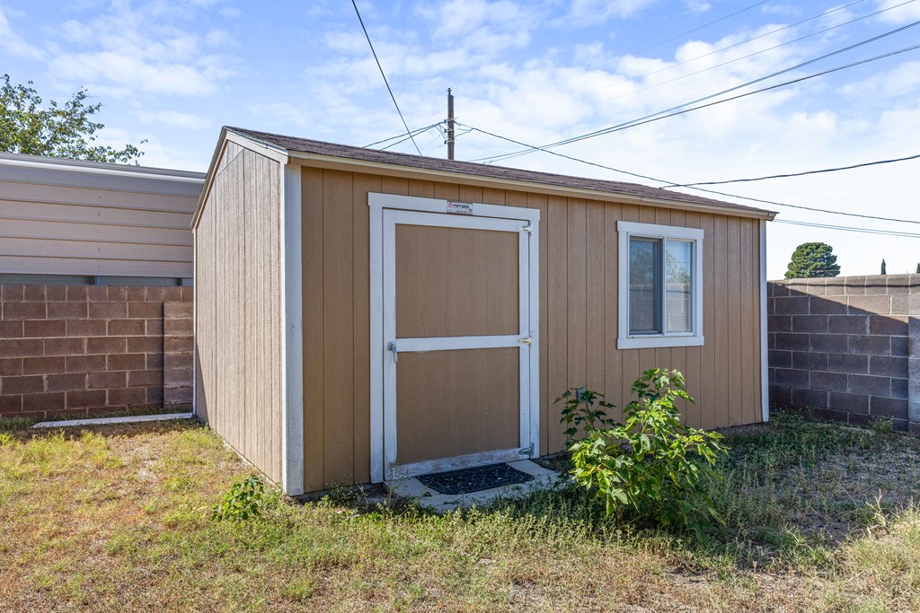 1109 N Orient, Fort Stockton, Texas image 34