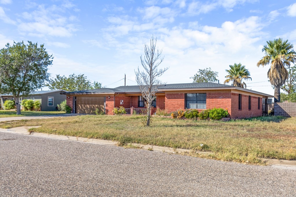 1109 N Orient, Fort Stockton, Texas image 2