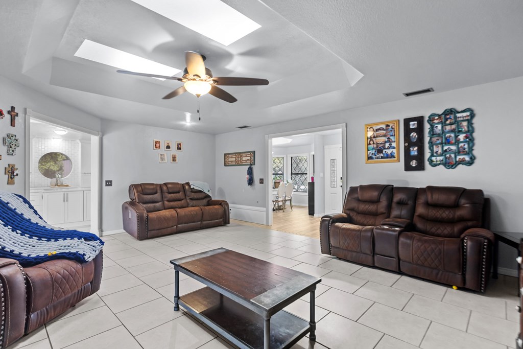 804 NE 1470, Andrews, Texas image 39